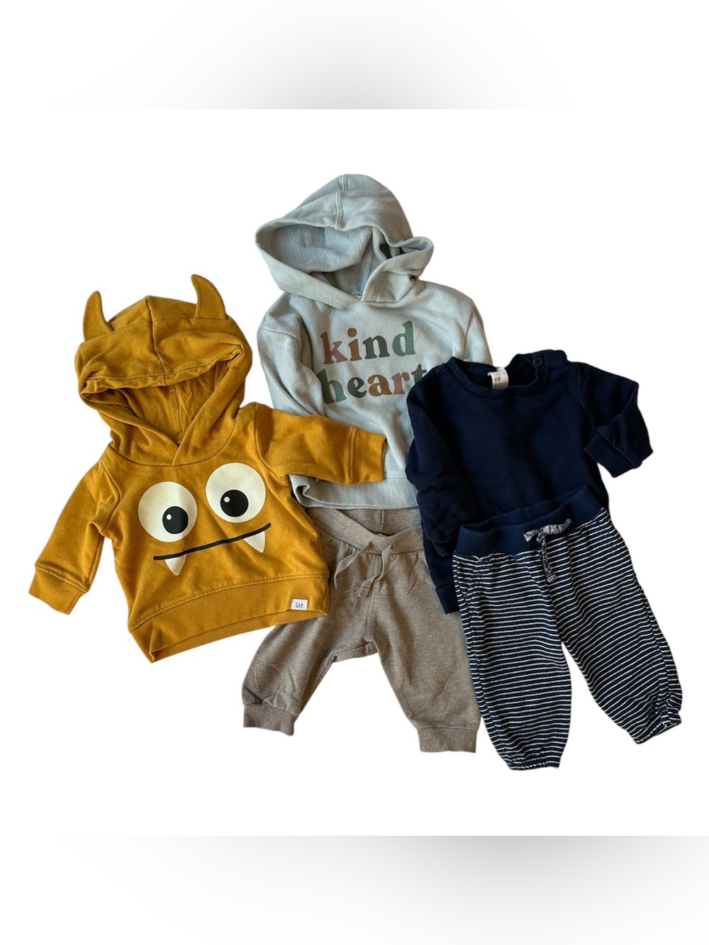 Baby GAP & H&M baby boy bundle 0-4 months fall lounge wear sets